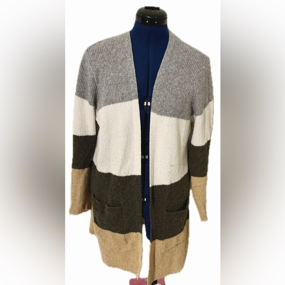 Pink Clover Sweaters - Colorblock Cardigan Sweater With Pockets
